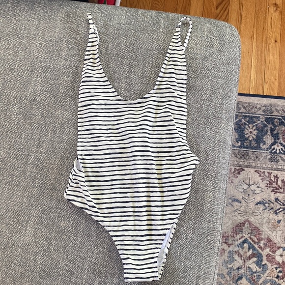 Women’s one piece striped swimsuit - Picture 1 of 4